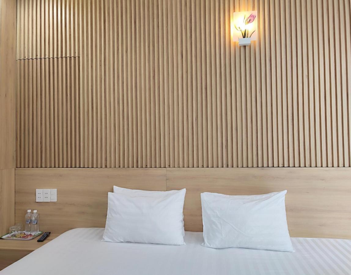 Thanh Hien Hb Hotel Дананг Экстерьер фото