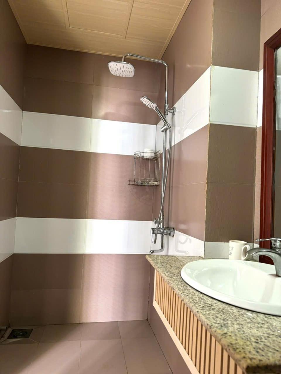 Thanh Hien Hb Hotel Дананг Экстерьер фото